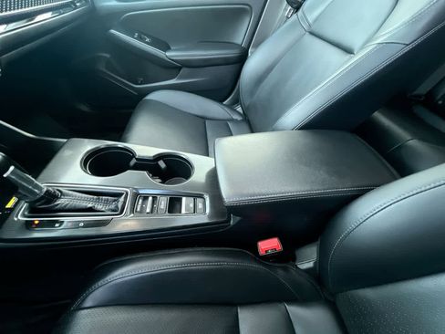 Used 2023 Honda Civic Touring image 21