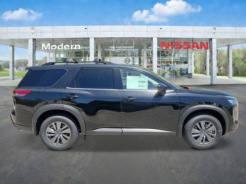 New 2026 Nissan Pathfinder SV AWD/4WD image 7