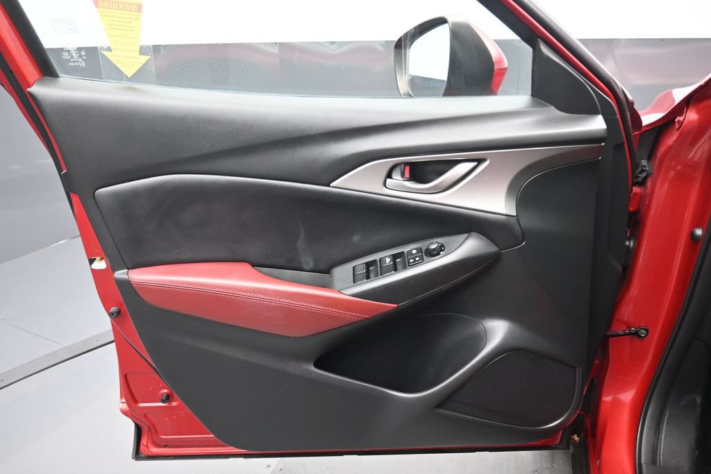 Used 2018 MAZDA CX-3 Touring FWD image 9