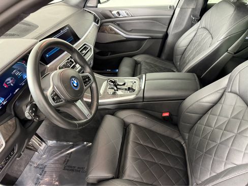 Certified 2023 BMW X5 xDrive45e w/ M Sport Package image 10