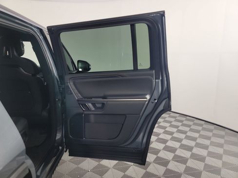 Used 2024 Rivian R1S Adventure image 19