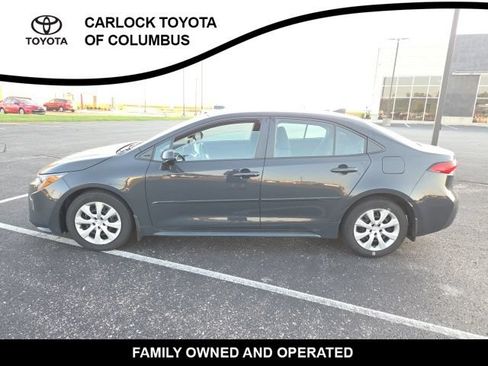 Used 2023 Toyota Corolla LE FWD image 3