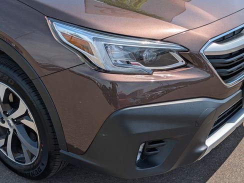 Used 2021 Subaru Outback Touring w/ Popular Package #2 AWD/4WD image 16