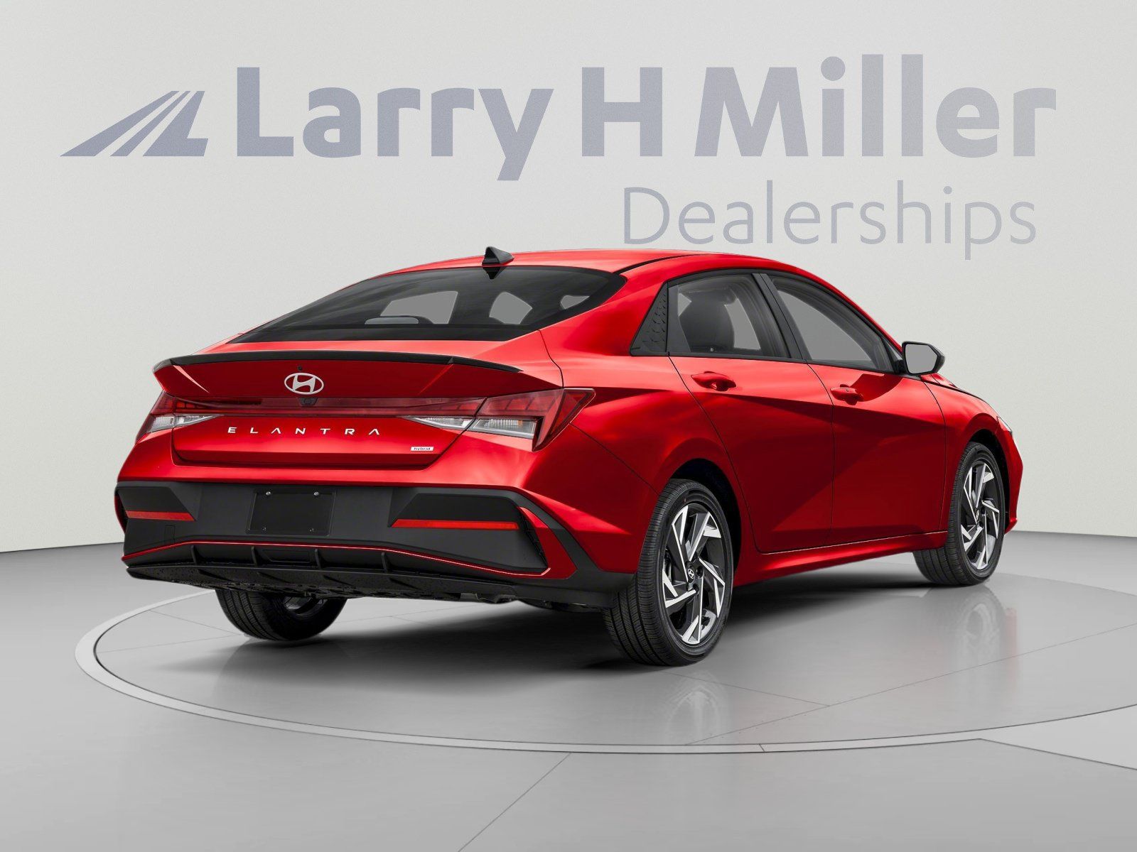 Used 2025 Hyundai Elantra SEL FWD image 2
