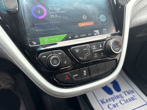 Used 2021 Chevrolet Bolt LT FWD image 21