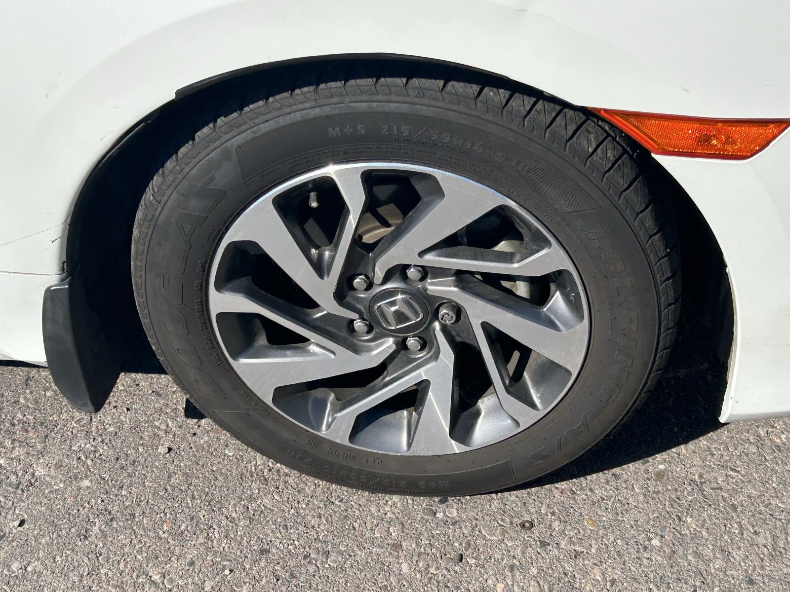 Used 2018 Honda Civic EX image 10
