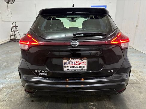 Used 2023 Nissan Kicks SR w/ SR Premium Package image 27