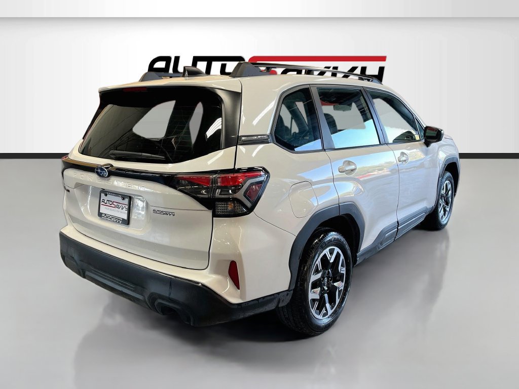 Used 2026 Subaru Forester AWD/4WD image 7
