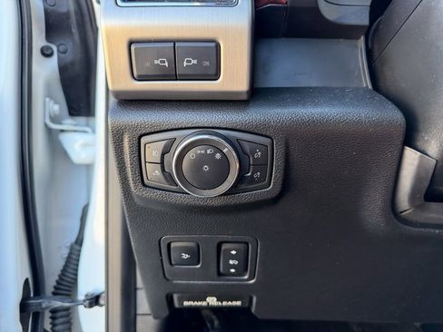 Used 2020 Ford F250 Platinum w/ FX4 Off-Road Package image 8