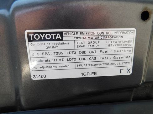 Used 2011 Toyota 4Runner Limited AWD/4WD image 51