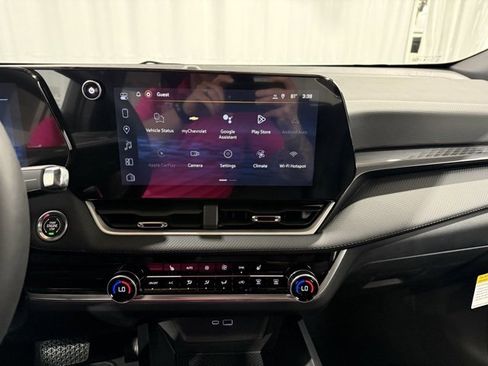 New 2026 Chevrolet Equinox LT w/ Convenience Package II image 21