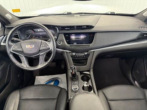 Used 2024 Cadillac XT5 Premium Luxury FWD image 3