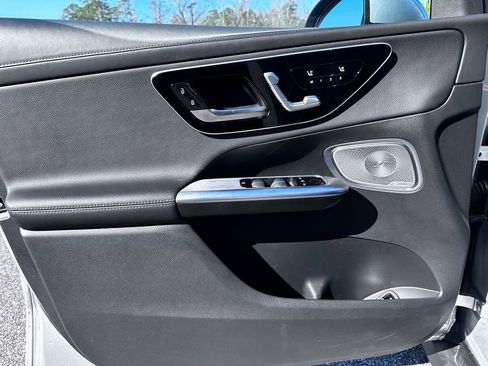 Certified 2023 Mercedes-Benz GLC 300 image 28