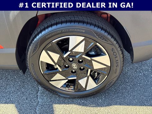 Certified 2025 Hyundai Kona SEL image 19