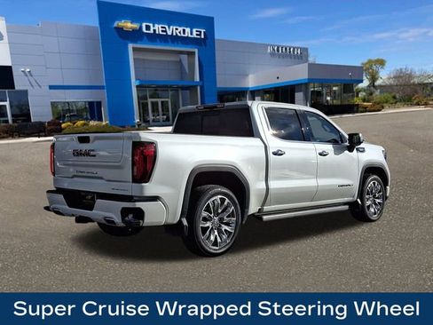 Used 2024 GMC Sierra 1500 Denali image 9