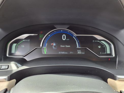 Used 2021 Honda Clarity Touring image 29