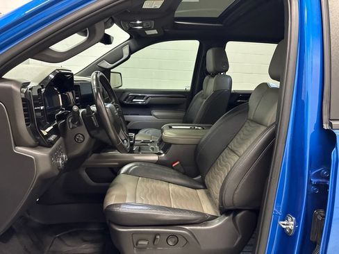 Used 2022 Chevrolet Silverado 1500 ZR2 w/ Technology Package AWD/4WD image 18