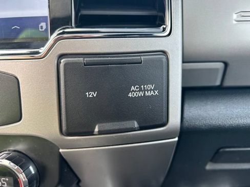 Used 2022 Ford F250 Lariat w/ Black Appearance Package AWD/4WD image 25