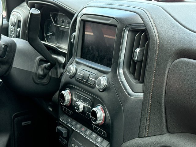 Used 2020 GMC Sierra 1500 AT4 w/ AT4 Premium Package AWD/4WD image 14