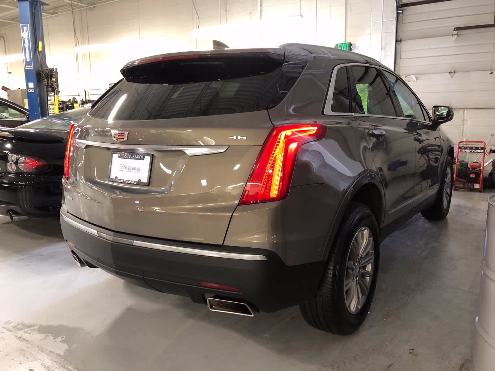 Used 2018 Cadillac XT5 Luxury AWD/4WD image 3