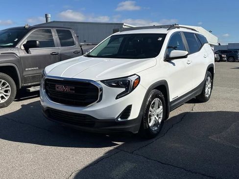 Used 2021 GMC Terrain SLE w/ Driver Convenience Package image 10