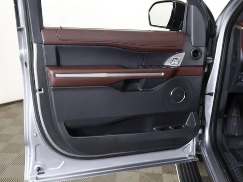 Used 2023 Ford Expedition Max Limited image 29