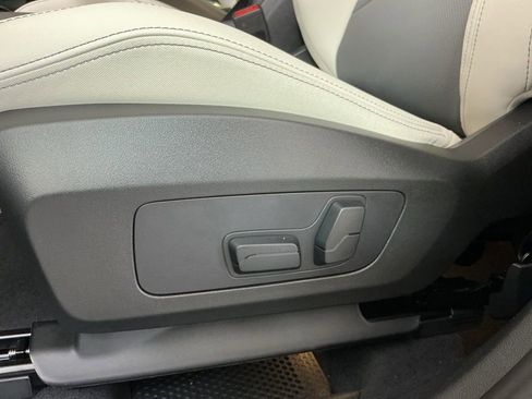 New 2026 BMW X1 xDrive28i w/ Convenience Package image 21