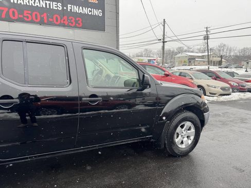 Used 2009 Nissan Frontier SE w/ SE Value Truck Pkg image 10