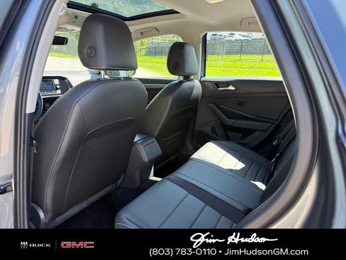 Used 2024 Volkswagen Jetta SE FWD image 24