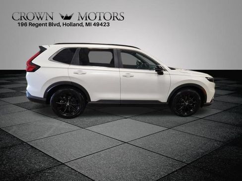 Used 2024 Honda CR-V Sport image 2
