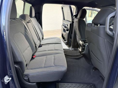 Used 2019 RAM 1500 Big Horn AWD/4WD image 16