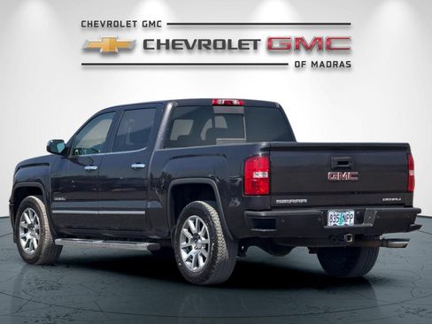 Used 2015 GMC Sierra 1500 Denali w/ Driver Alert Package AWD/4WD image 5