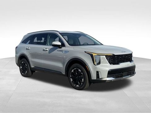Certified 2026 Kia Sorento S AWD/4WD image 7
