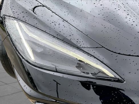 Used 2023 Chevrolet Corvette Stingray Coupe w/ Z51 Performance Package RWD image 22