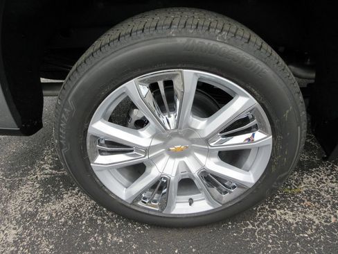 New 2026 Chevrolet Silverado 1500 High Country AWD/4WD image 11