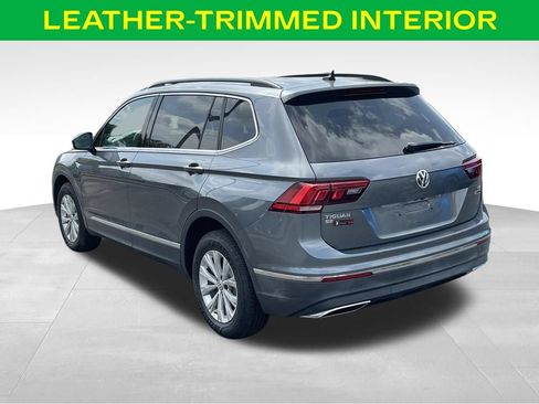 Used 2018 Volkswagen Tiguan SEL AWD/4WD image 12