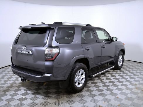 Used 2021 Toyota 4Runner SR5 RWD image 7