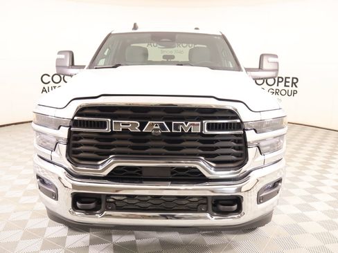 Used 2026 RAM 2500 Big Horn AWD/4WD image 9