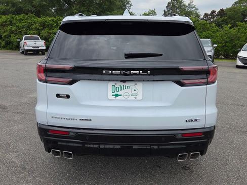 New 2026 GMC Acadia Denali Ultimate w/ LPO, All-Weather Package AWD/4WD image 10
