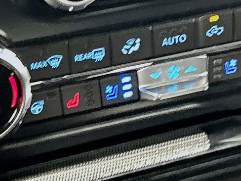 New 2025 Ford F150 Lariat w/ Equipment Group 502A High image 22