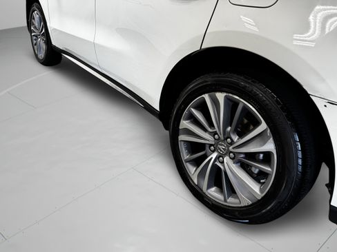 Used 2018 Acura MDX w/ Technology Package FWD image 45