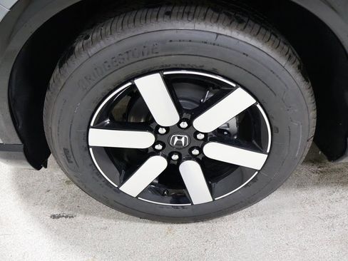 New 2025 Honda Prologue Touring image 9