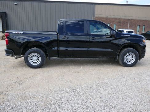 New 2026 Chevrolet Silverado 1500 W/T w/ WT Value Package AWD/4WD image 3
