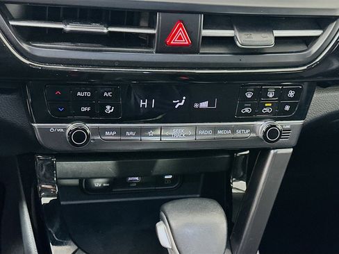 Used 2025 Kia Seltos S image 24