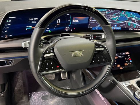 New 2026 Cadillac Vistiq Premium Luxury AWD/4WD image 15