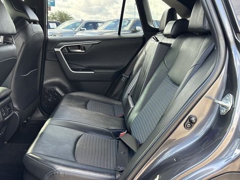 Used 2020 Toyota RAV4 XSE w/ XSE Grade Weather Package AWD/4WD image 17