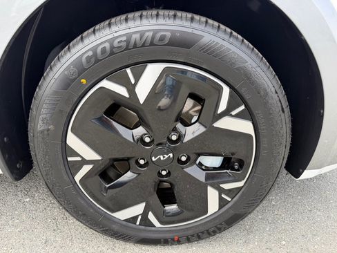 Used 2024 Kia Niro Wave w/ Wave Preserve Package FWD image 55