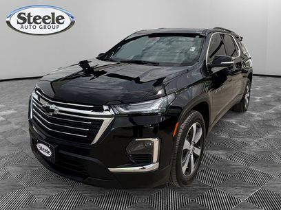 Used 2023 Chevrolet Traverse LT w/ LT Premium Package