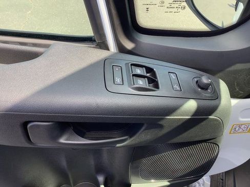 New 2026 RAM ProMaster 2500 w/ Quick Order Package 22G SLT image 10