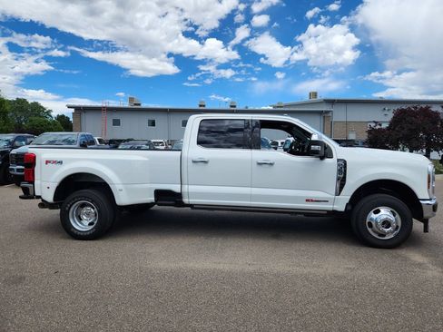 Used 2024 Ford F350 Lariat w/ Lariat Ultimate Package AWD/4WD image 8